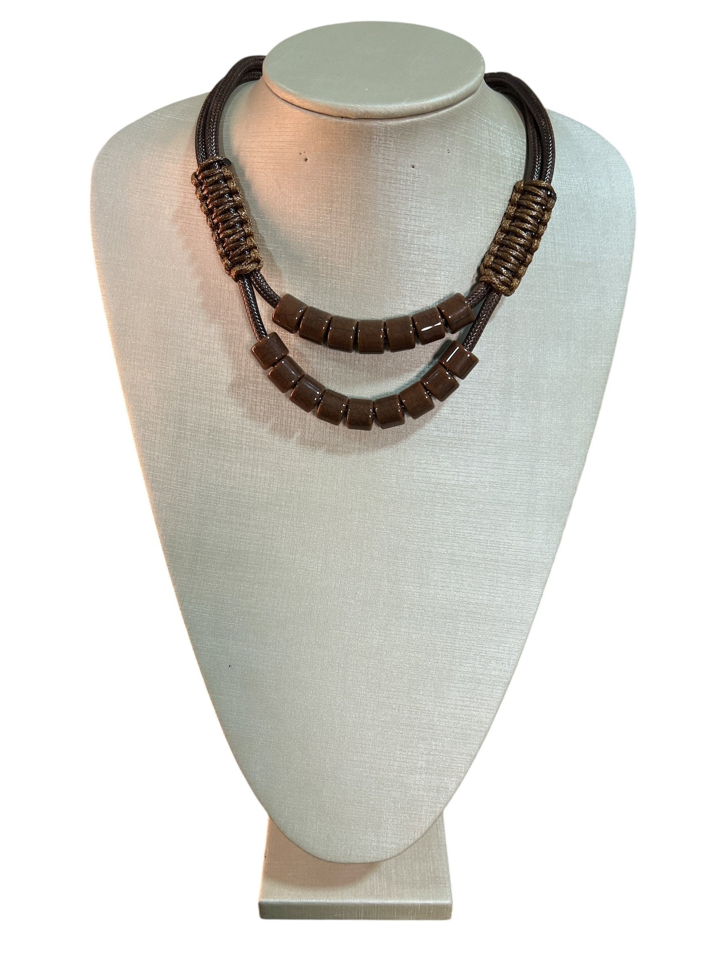Necklace Maria Raquel Marrom