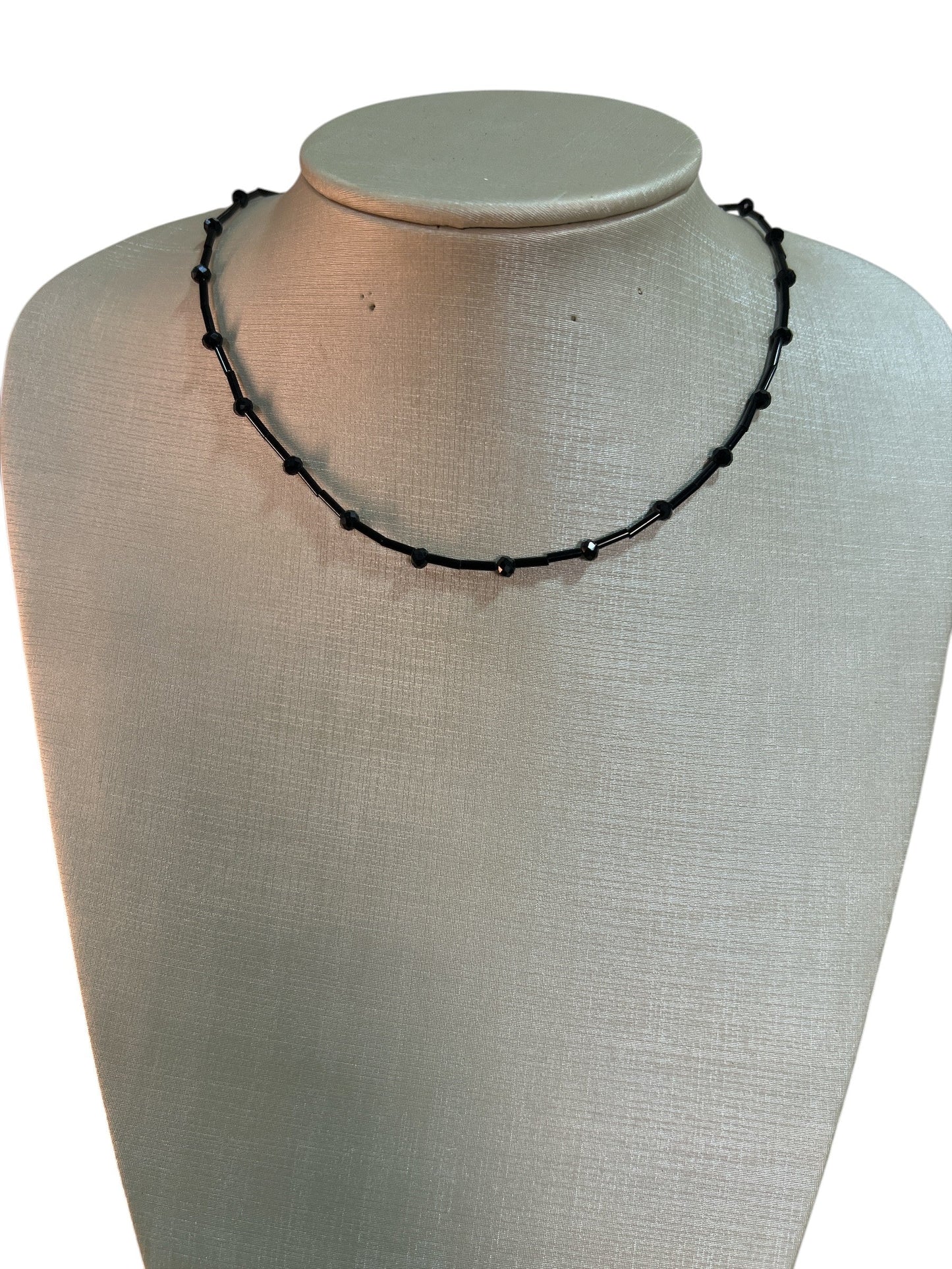 Necklace Maria Rebeca Black