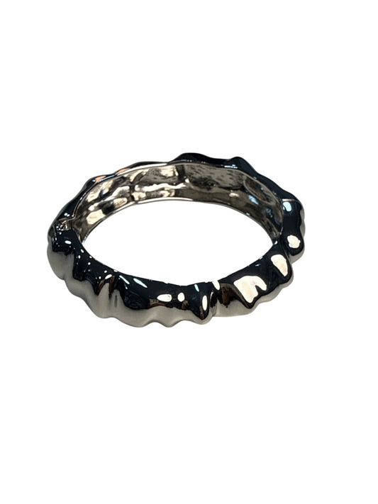 Bracelete Silver Minimalista Ondulado Maria Mônica
