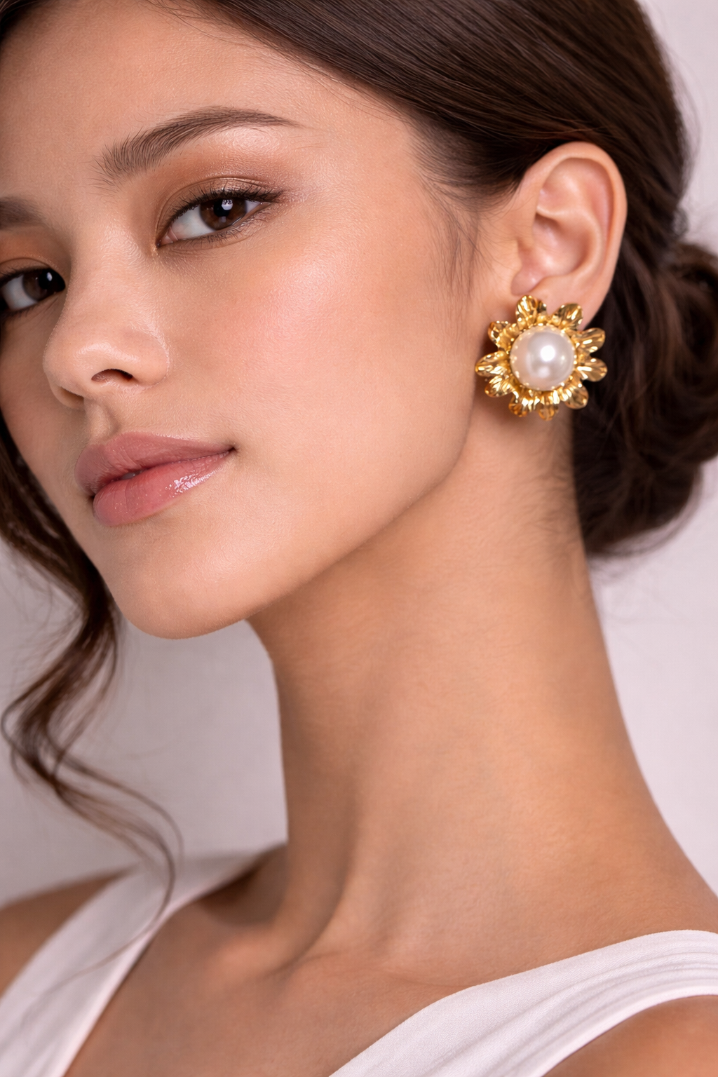 Earring Gold Flor Perola Maria Isabel