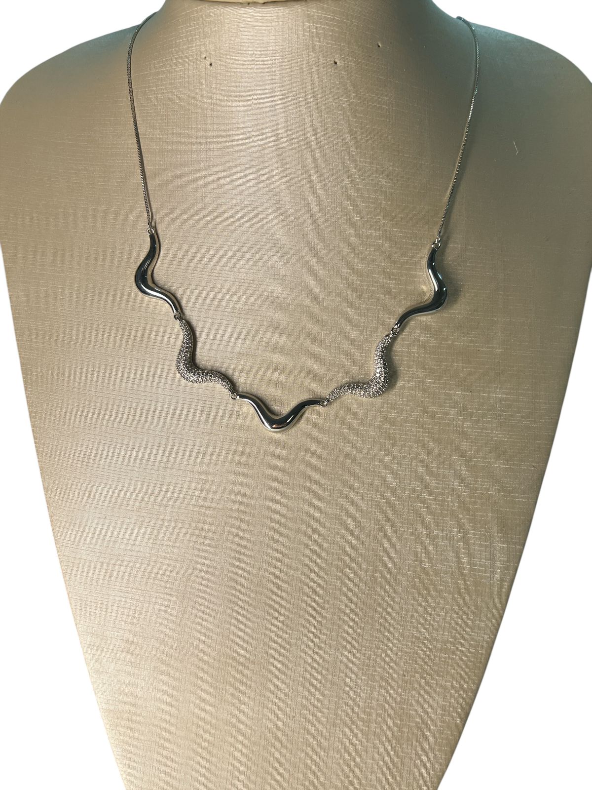Necklace Maria Fernanda Silver e Gold