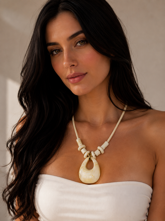 Necklace Maria Isabel Bege