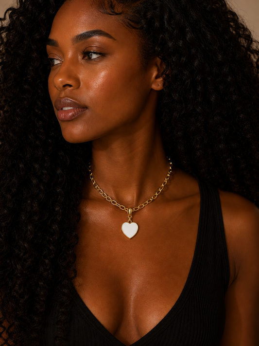 Necklace Gold Maria Leticia White
