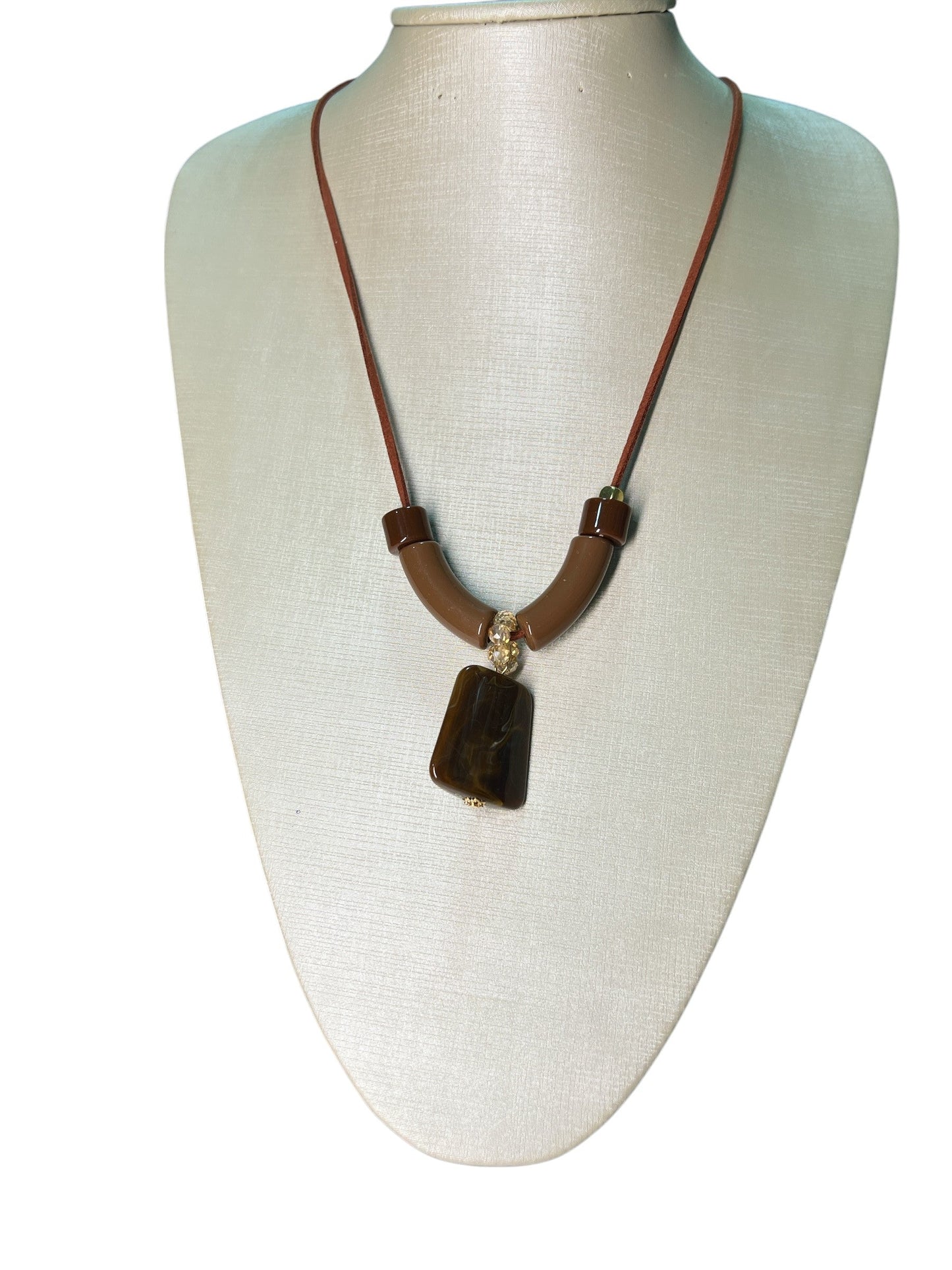 Necklace Maria Cristina Marrom